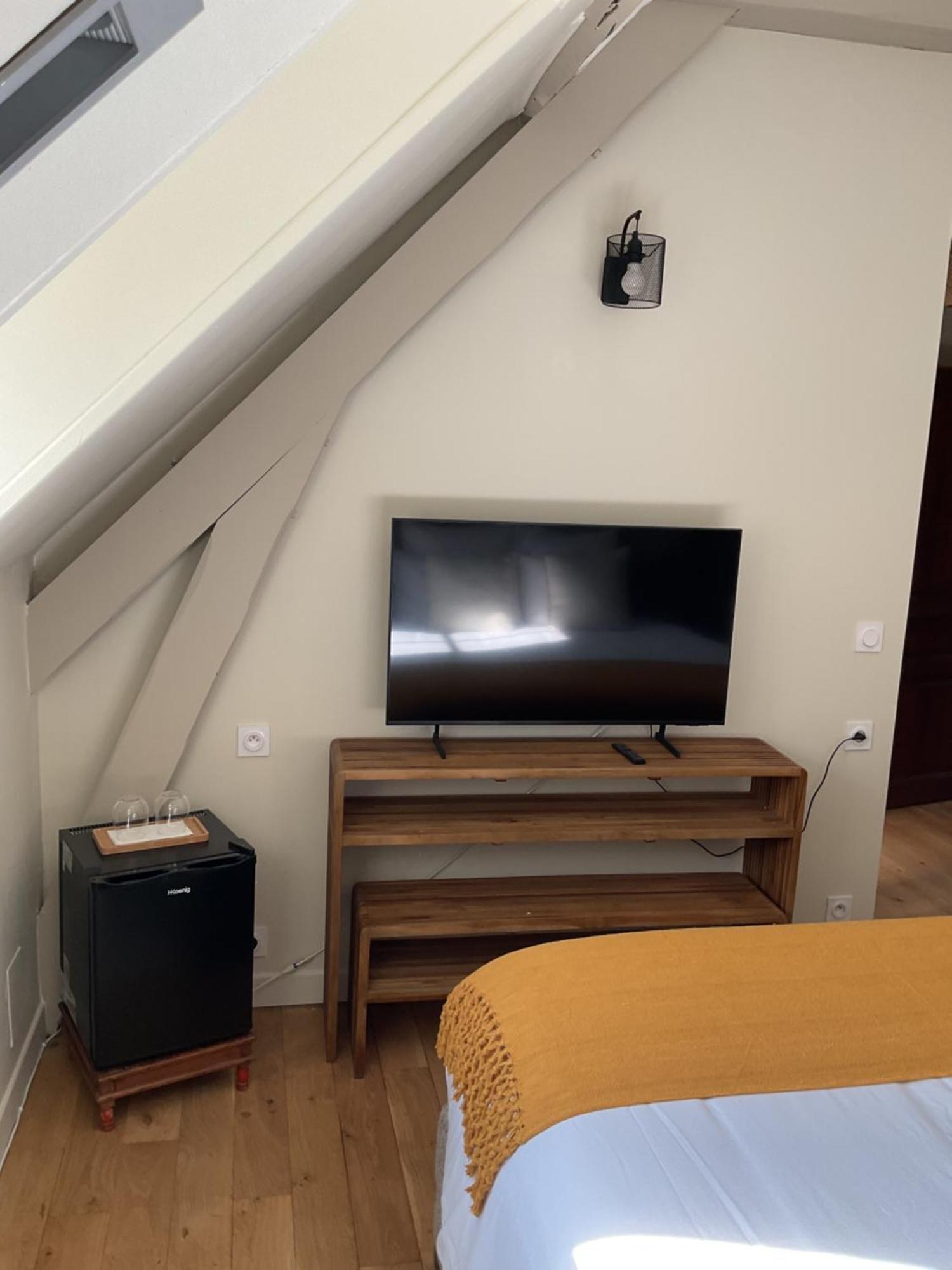 Manoir De La Croix-Sonnet Bed & Breakfast Trouville-sur-Mer Exterior photo
